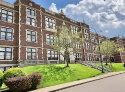 Holmes High School