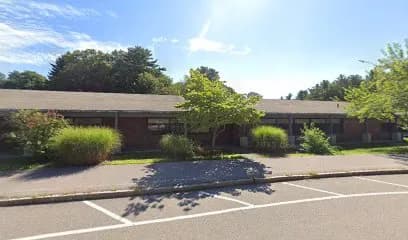 Hingham Courts @ Plymouth River School