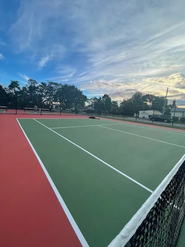 Four Sisters Park