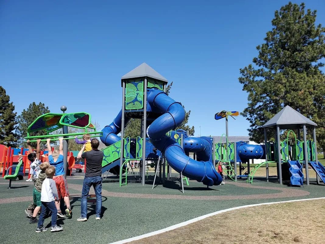 Eastmont Parks & Recreation Pickleball Complex